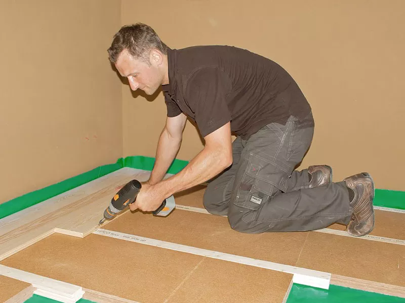 Isolation de mur par l'extérieur avec des panneaux Steico