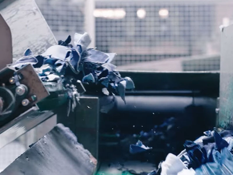 Isolant en fibre de coton recyclé